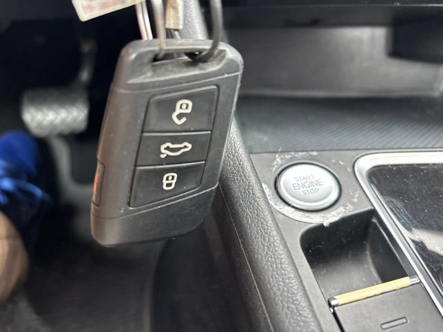 Used 2019 Volkswagen Jetta R-Line FWD image 23