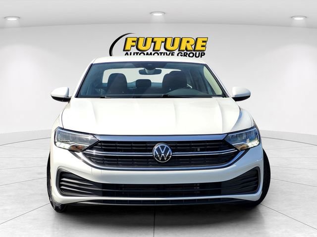 Used 2024 Volkswagen Jetta S image 8