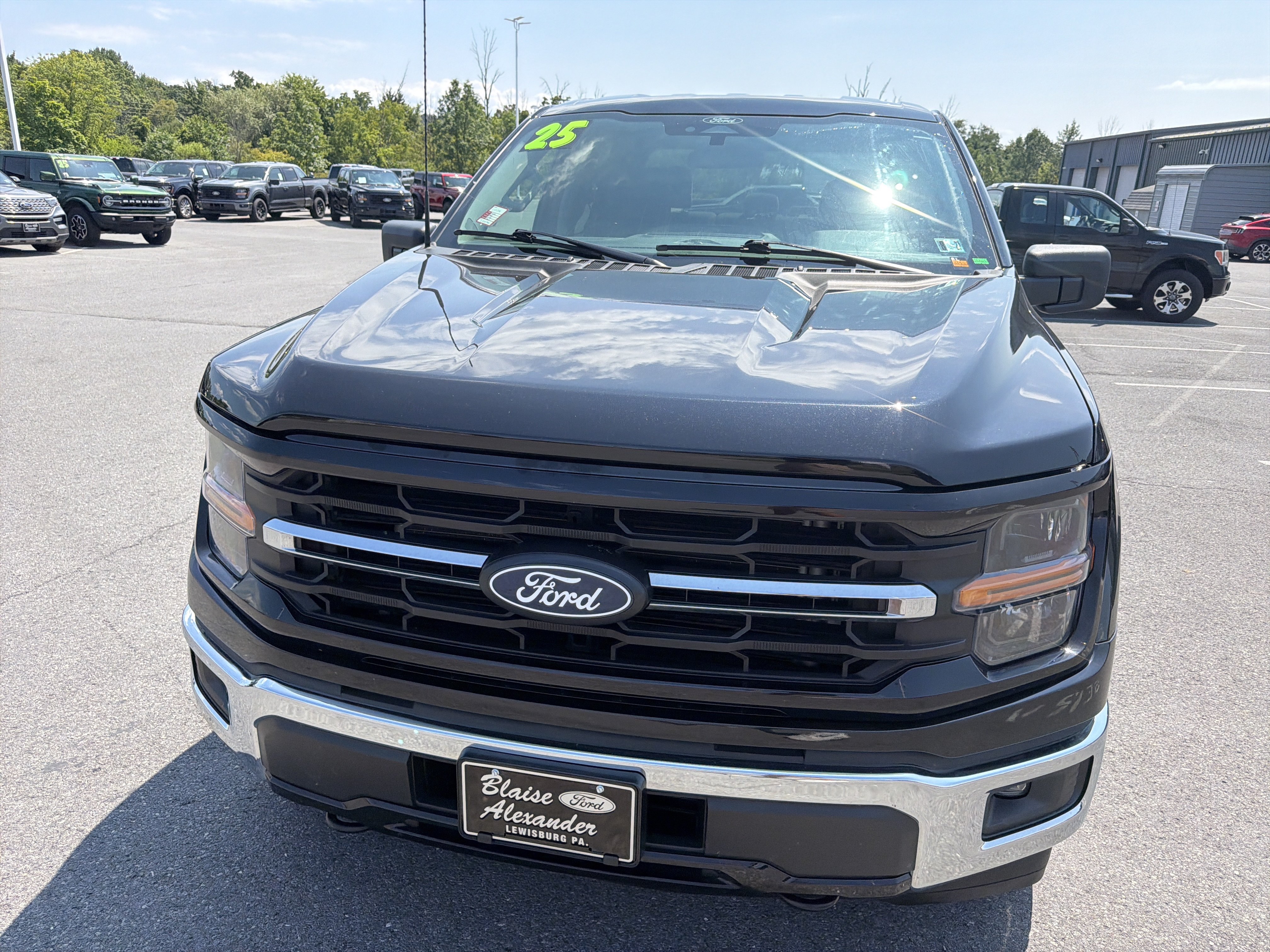 Certified 2025 Ford F150 XLT w/ Equipment Group 301A Standard AWD/4WD image 9