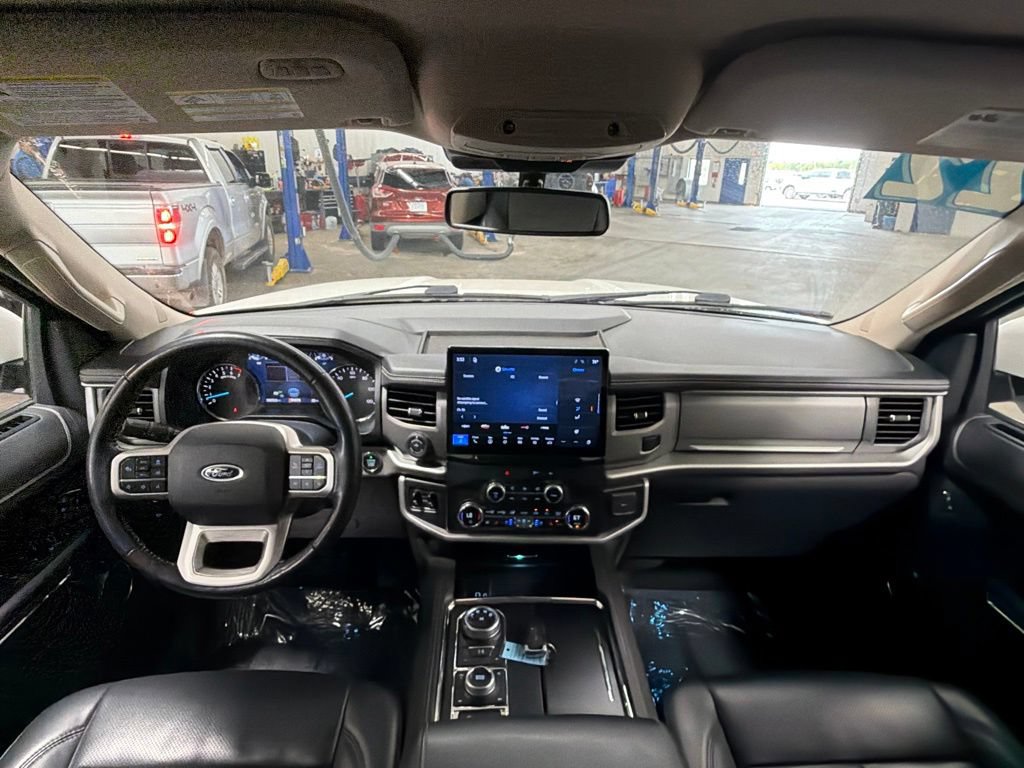 Certified 2022 Ford Expedition Max XLT AWD/4WD image 15