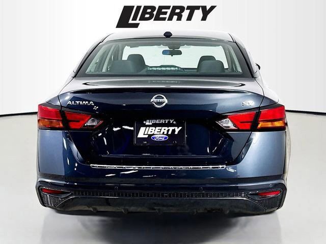 Used 2022 Nissan Altima 2.5 SV video 4