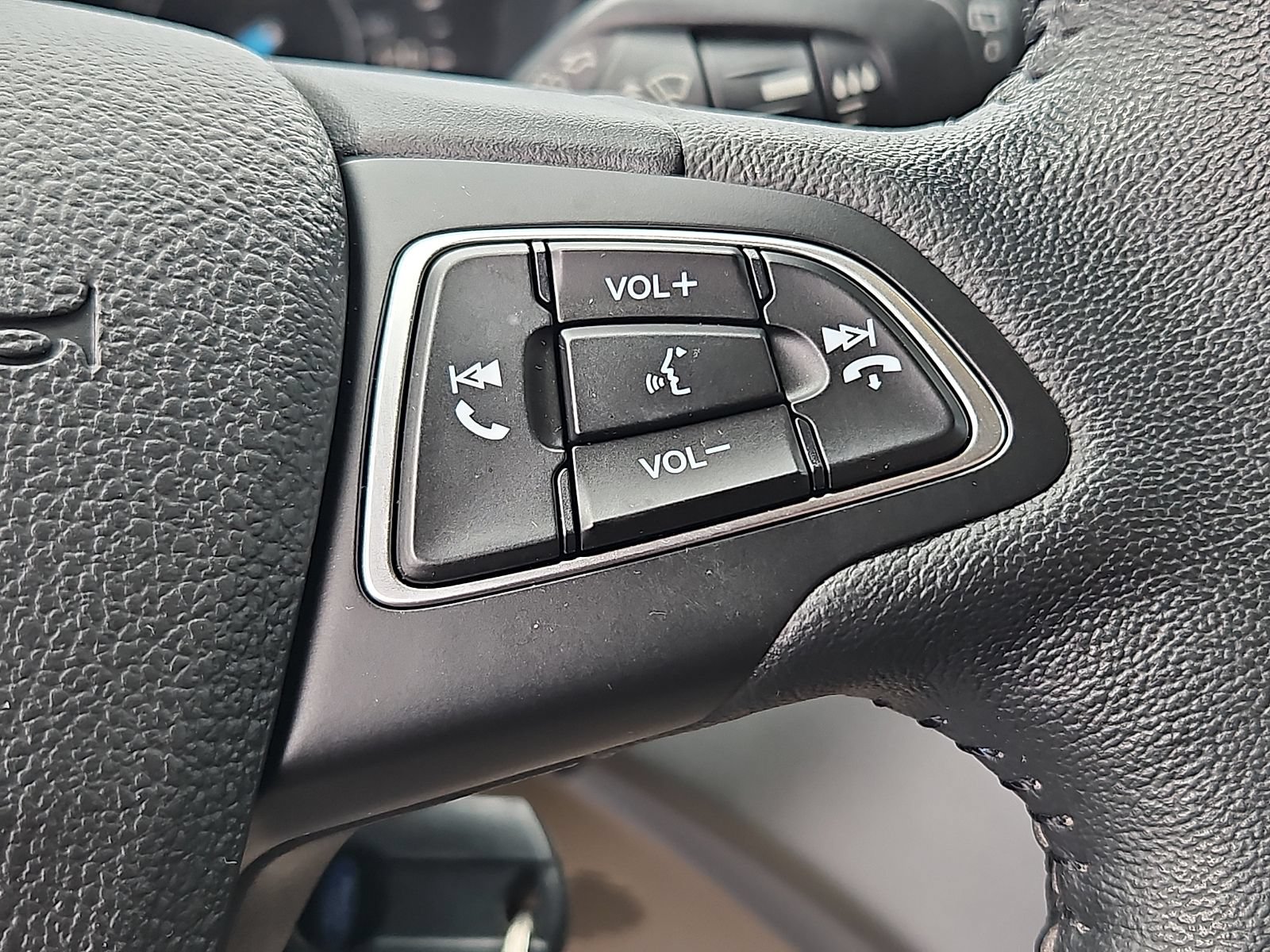 Certified 2018 Ford Escape SEL AWD/4WD image 21
