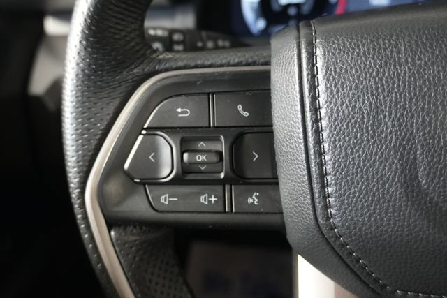 Used 2024 Toyota Tacoma TRD Sport AWD/4WD image 14