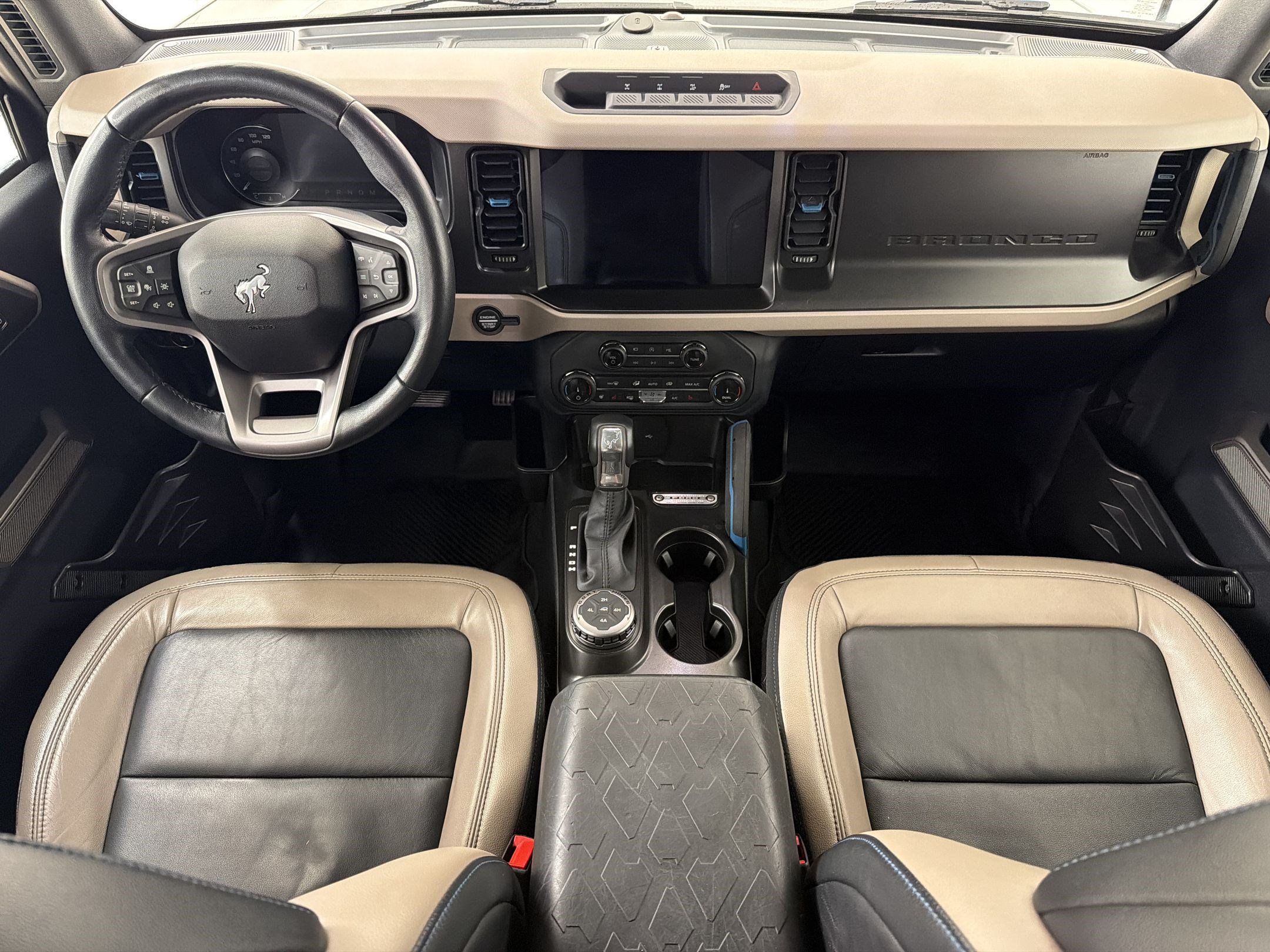 Certified 2022 Ford Bronco Wildtrak AWD/4WD image 15