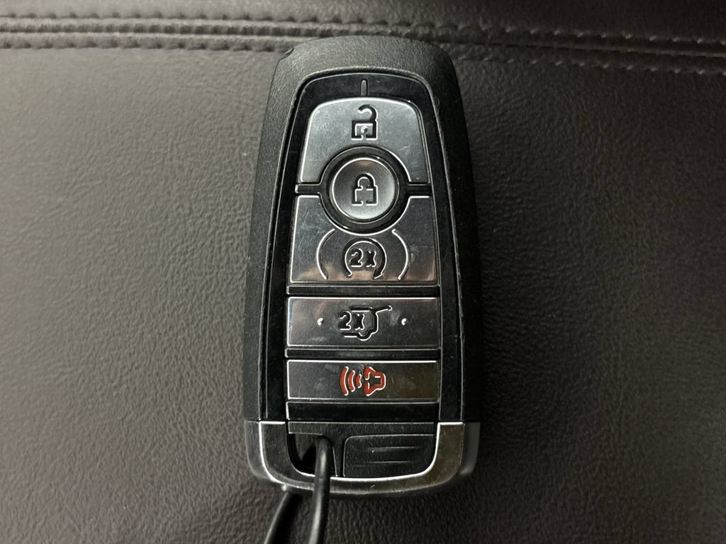 Certified 2025 Ford Explorer Platinum w/ LUX Leather Package AWD/4WD image 34