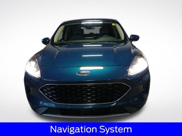 Certified 2020 Ford Escape SE image 3