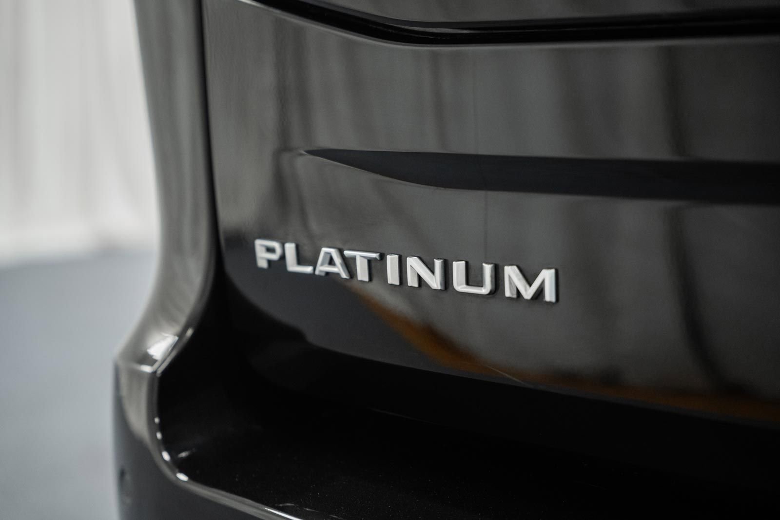 Certified 2025 Ford Expedition Max Platinum image 10