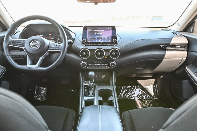 Used 2022 Nissan Sentra SV w/ All-Weather Package FWD image 13