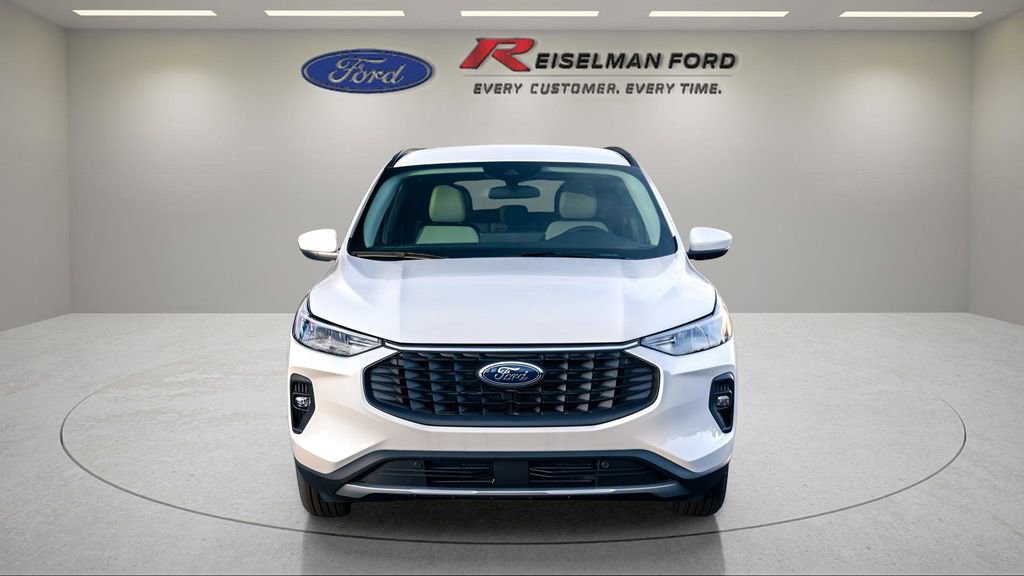 Certified 2024 Ford Escape SE FWD image 10