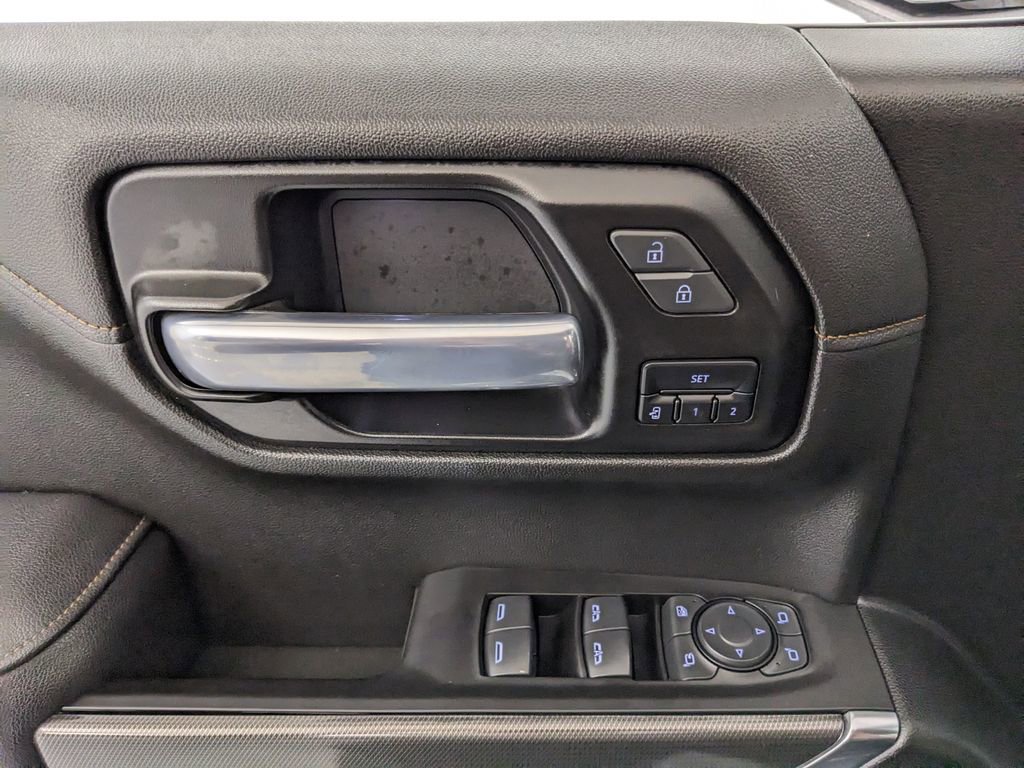 Used 2021 GMC Sierra 1500 AT4 w/ AT4 Value Package AWD/4WD image 15