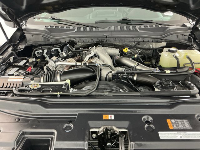 Certified 2022 Ford F350 Lariat w/ Lariat Ultimate Package AWD/4WD image 32