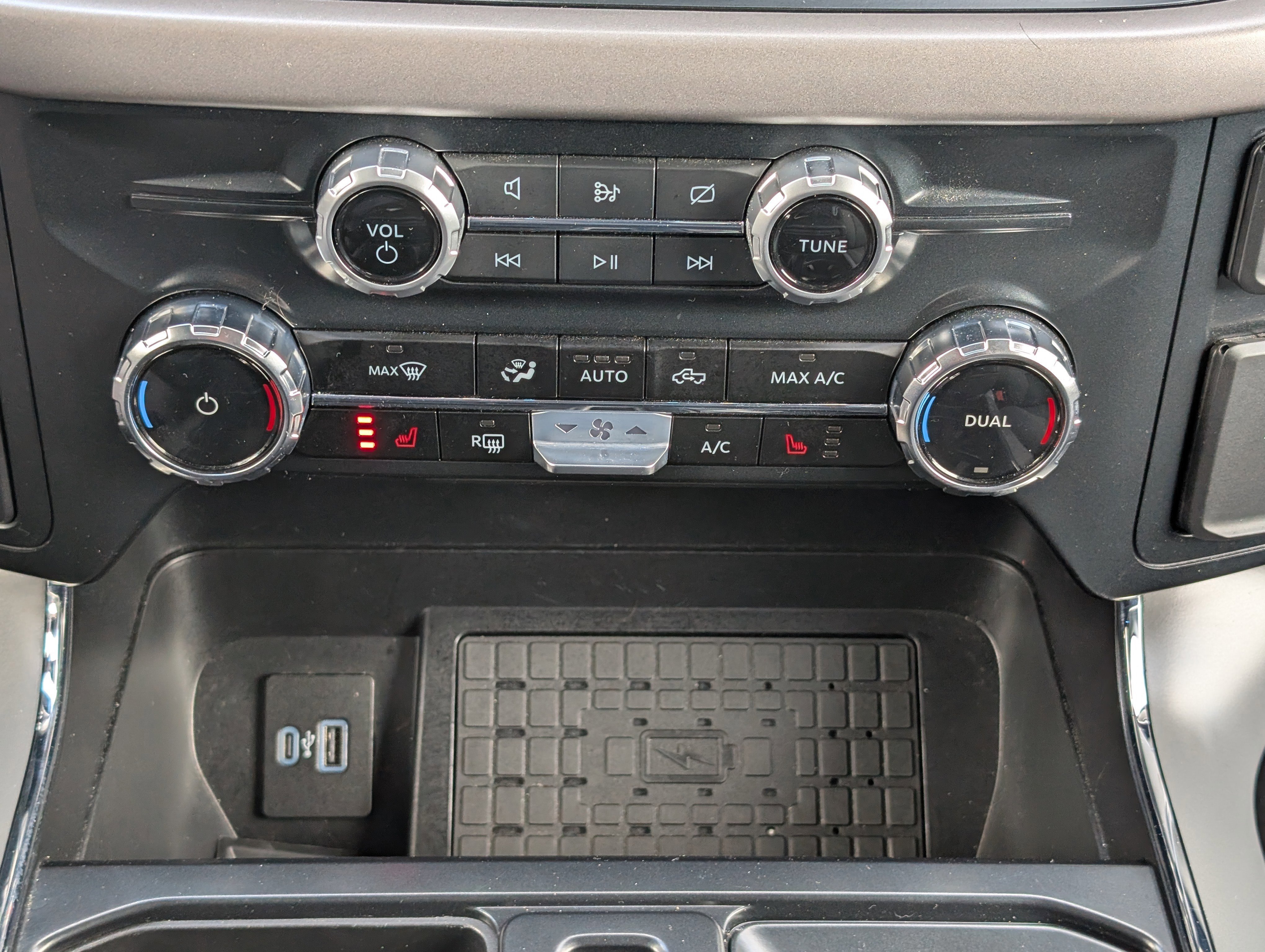 Certified 2024 Ford F150 XLT w/ Equipment Group 302A MID image 27