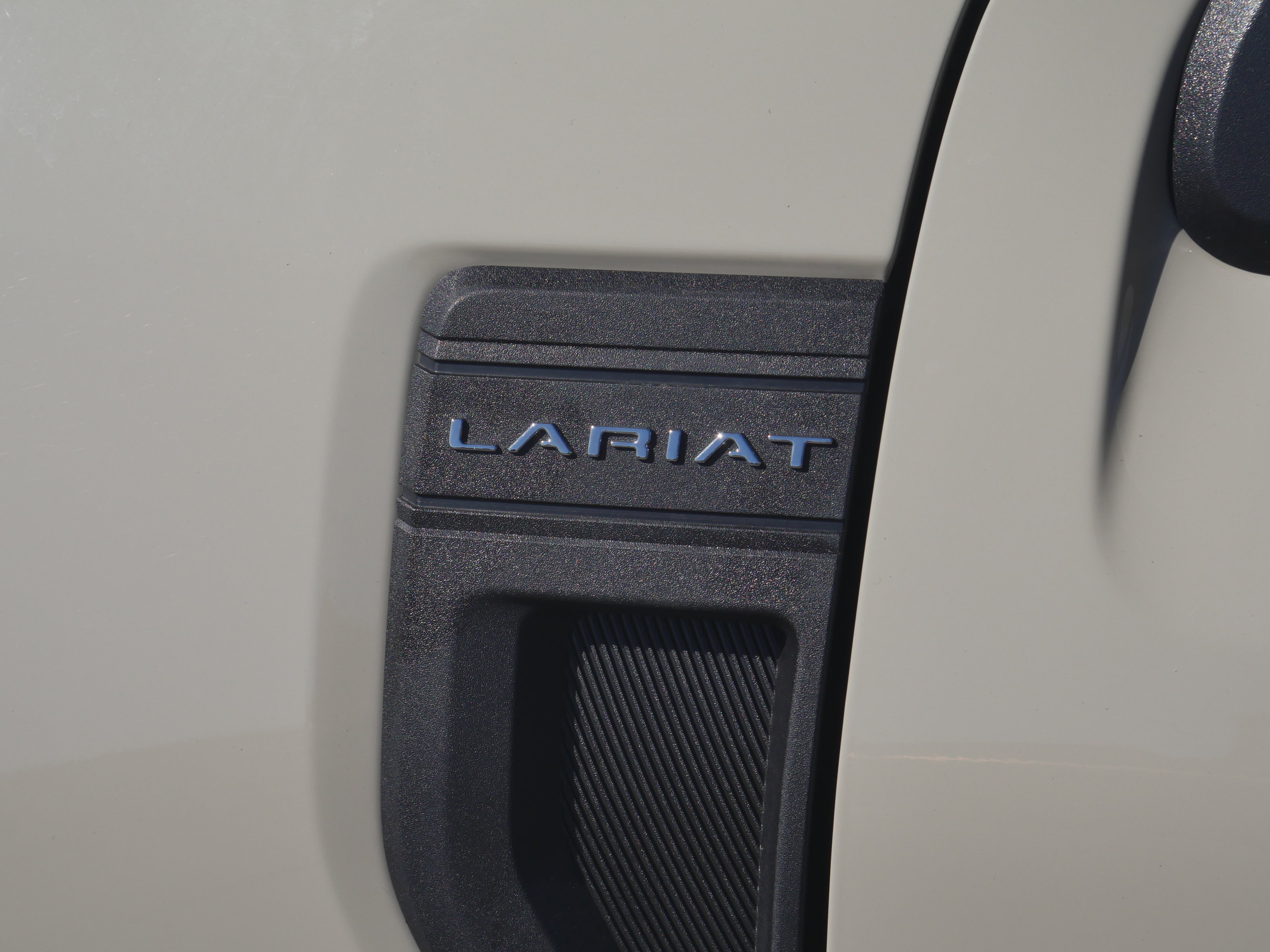Certified 2025 Ford Maverick Lariat w/ 4K Tow Package AWD/4WD image 17