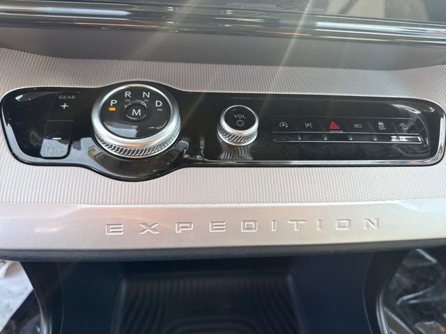 Certified 2025 Ford Expedition Max Active image 13