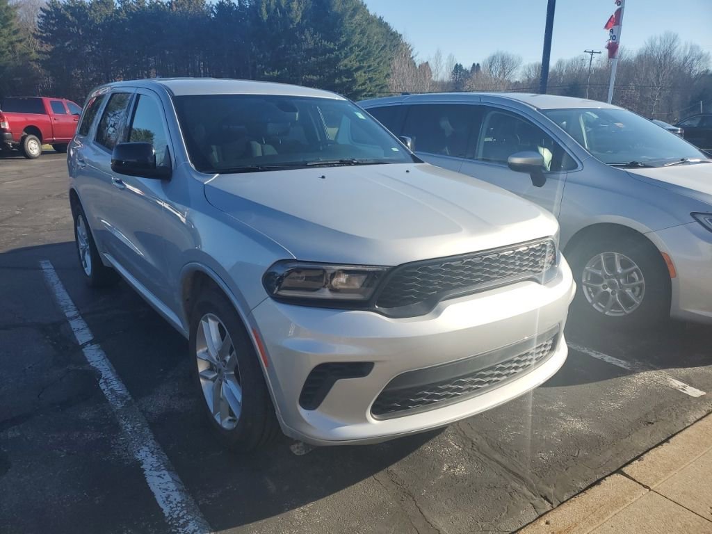 Used 2023 Dodge Durango GT image 2