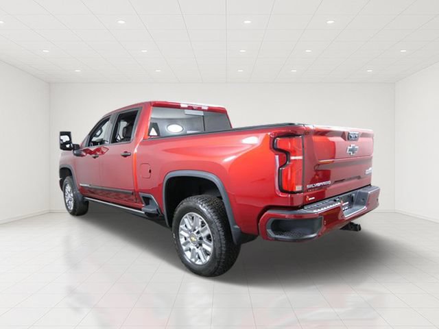 Used 2025 Chevrolet Silverado 3500 High Country w/ Technology Package AWD/4WD image 4