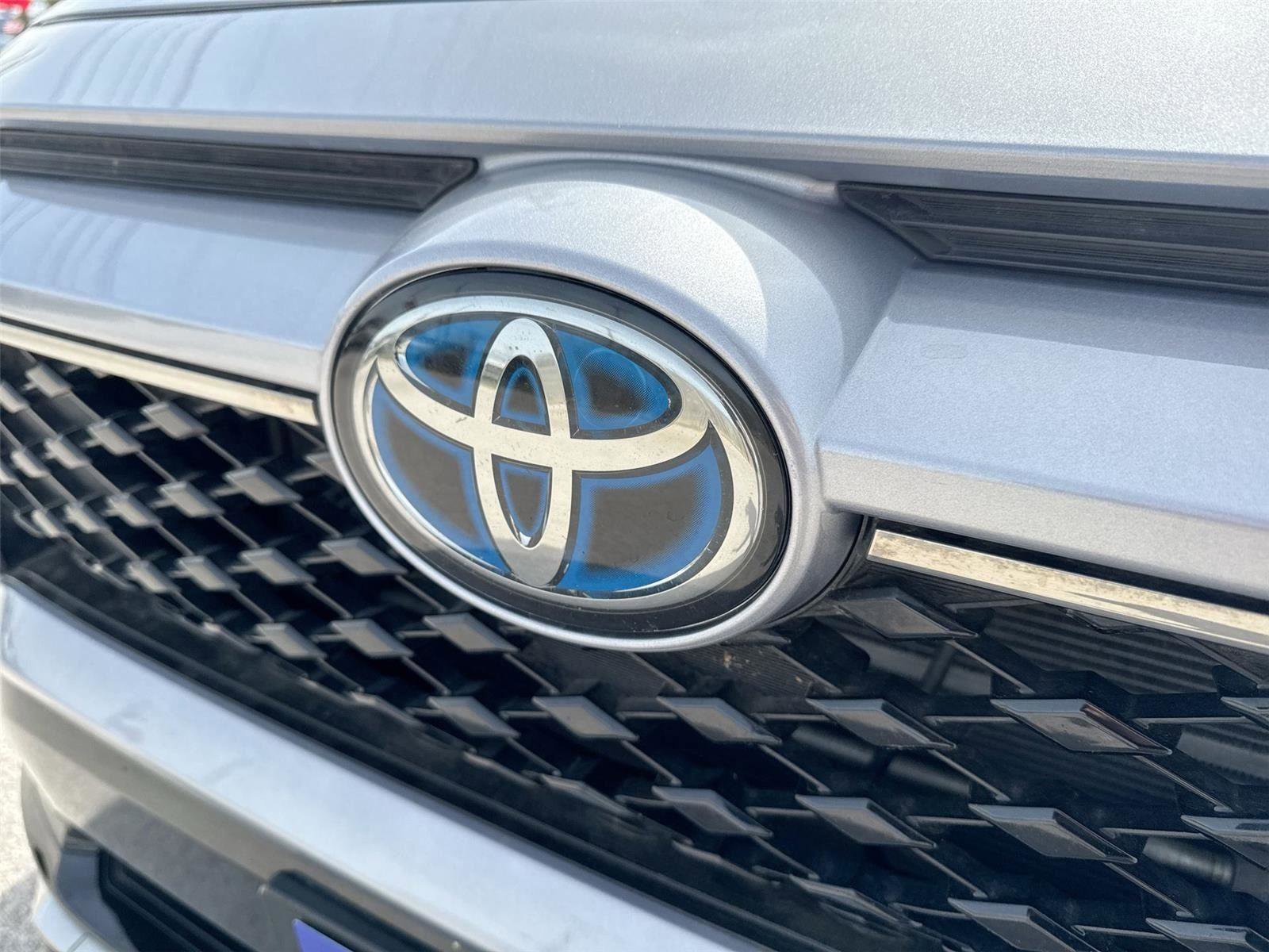 Used 2021 Toyota RAV4 XSE w/ Carpet Mat Package (TMS) image 31