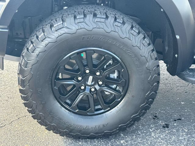 Certified 2025 Ford F150 Raptor AWD/4WD image 5