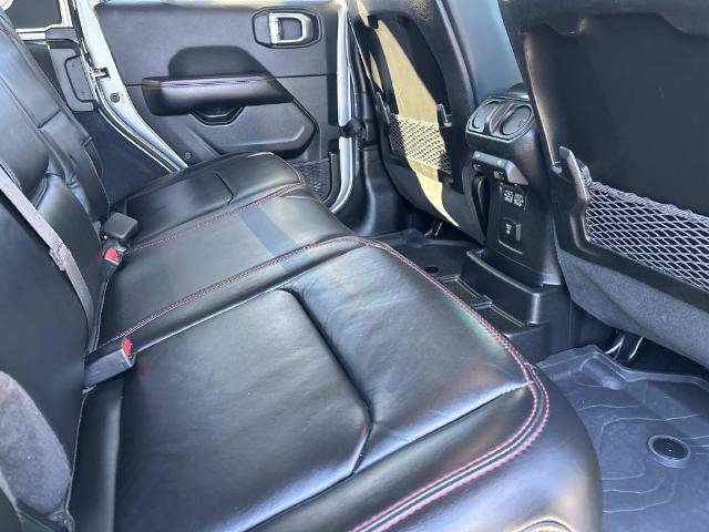 Used 2024 Jeep Wrangler Unlimited Rubicon AWD/4WD image 19