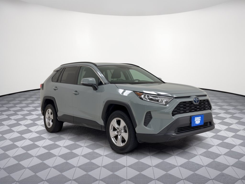 Used 2021 Toyota RAV4 XLE w/ Convenience Package AWD/4WD image 5
