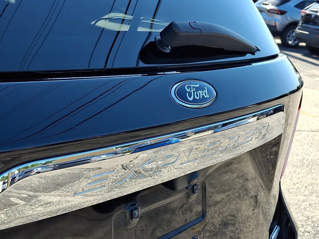 Certified 2020 Ford Explorer Limited AWD/4WD image 31