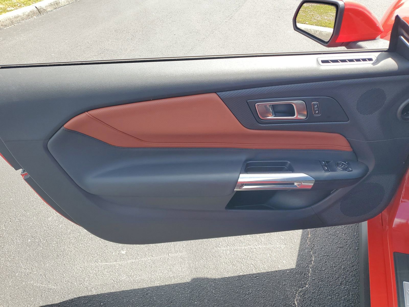 Certified 2025 Ford Mustang GT Premium RWD image 9