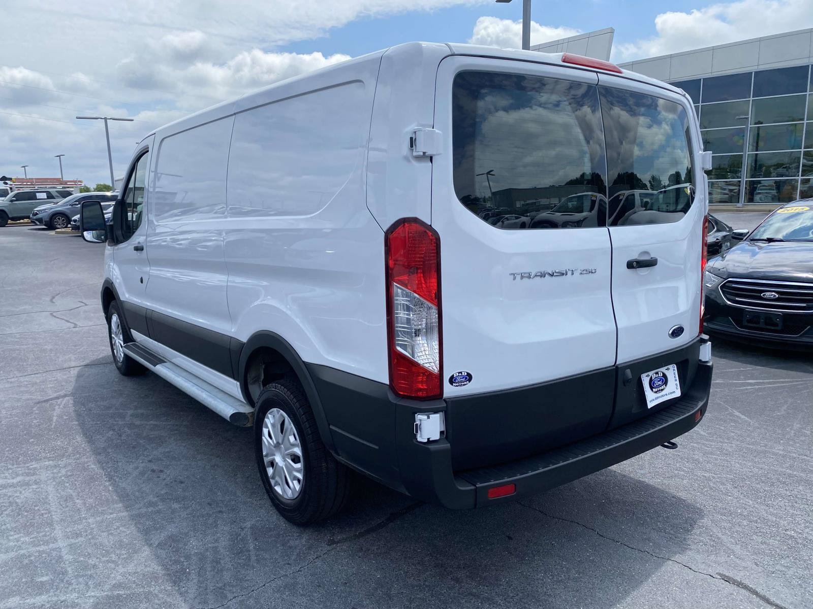 Certified 2025 Ford Transit 250 Low Roof w/ Exterior Upgrade Package RWD image 5