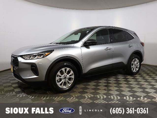 Certified 2023 Ford Escape Active AWD/4WD image 1
