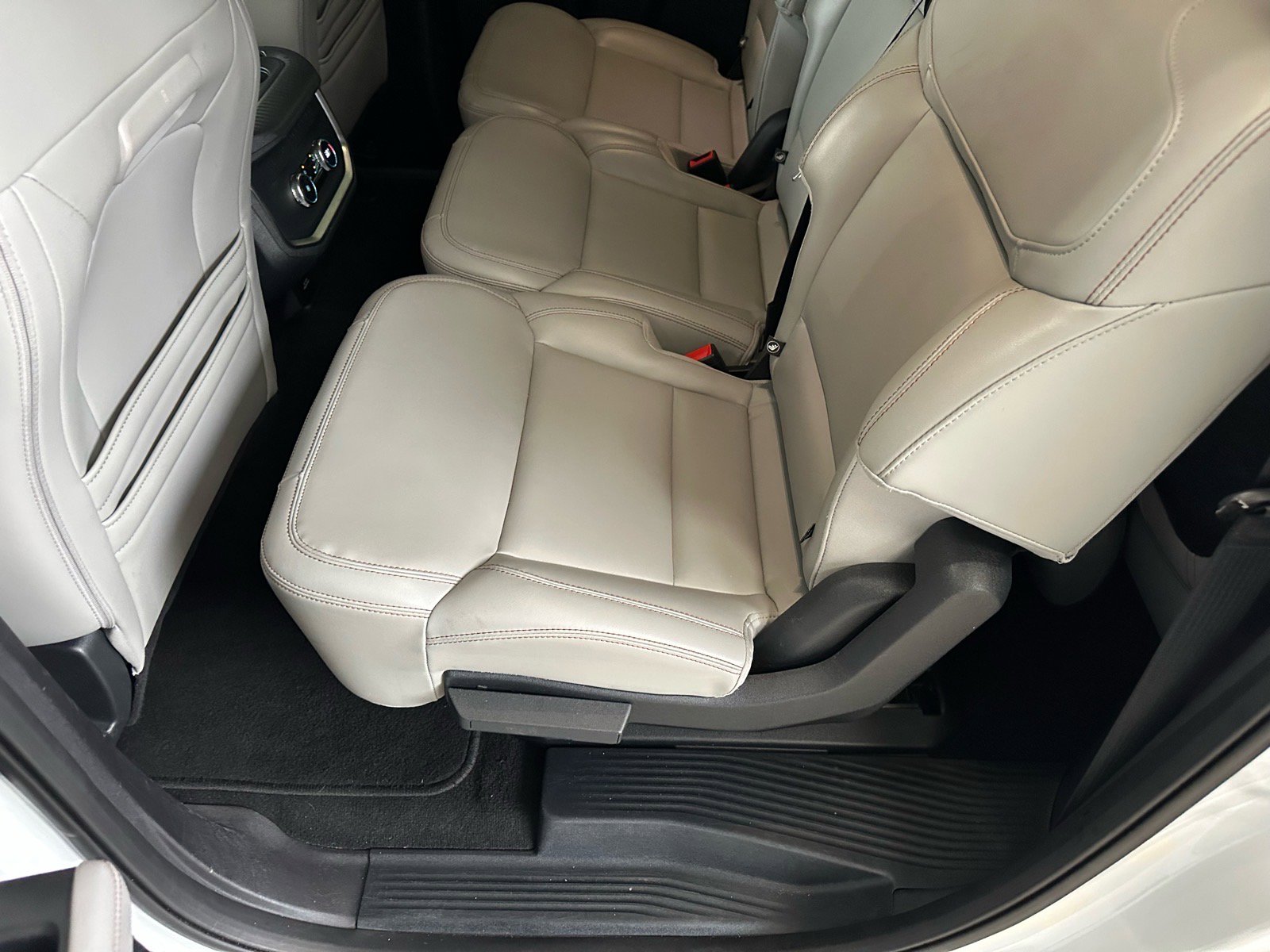 Certified 2025 Ford Expedition Max Active image 27