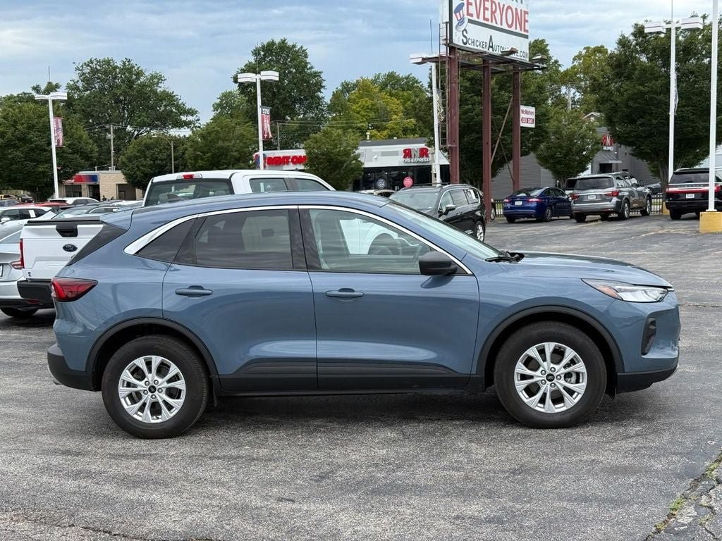 Certified 2023 Ford Escape Active AWD/4WD image 5