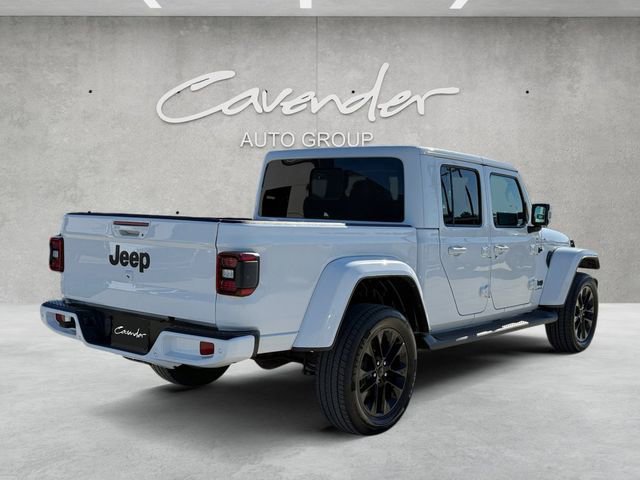 Used 2023 Jeep Gladiator Overland image 5
