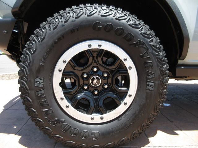 Certified 2022 Ford Bronco Badlands AWD/4WD image 8
