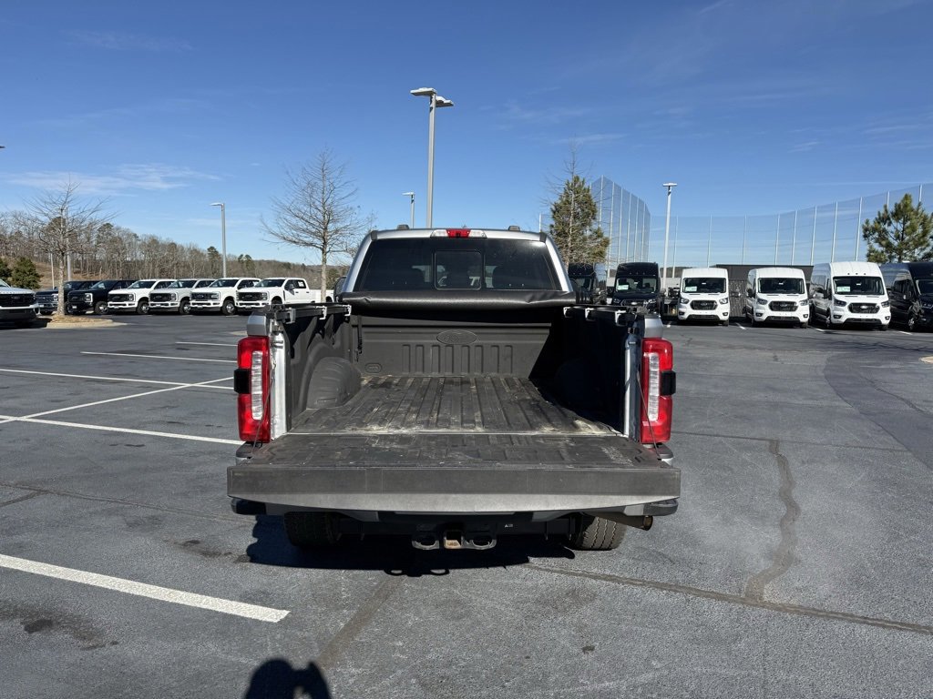 Certified 2023 Ford F250 Lariat w/ Black Appearance Package image 9
