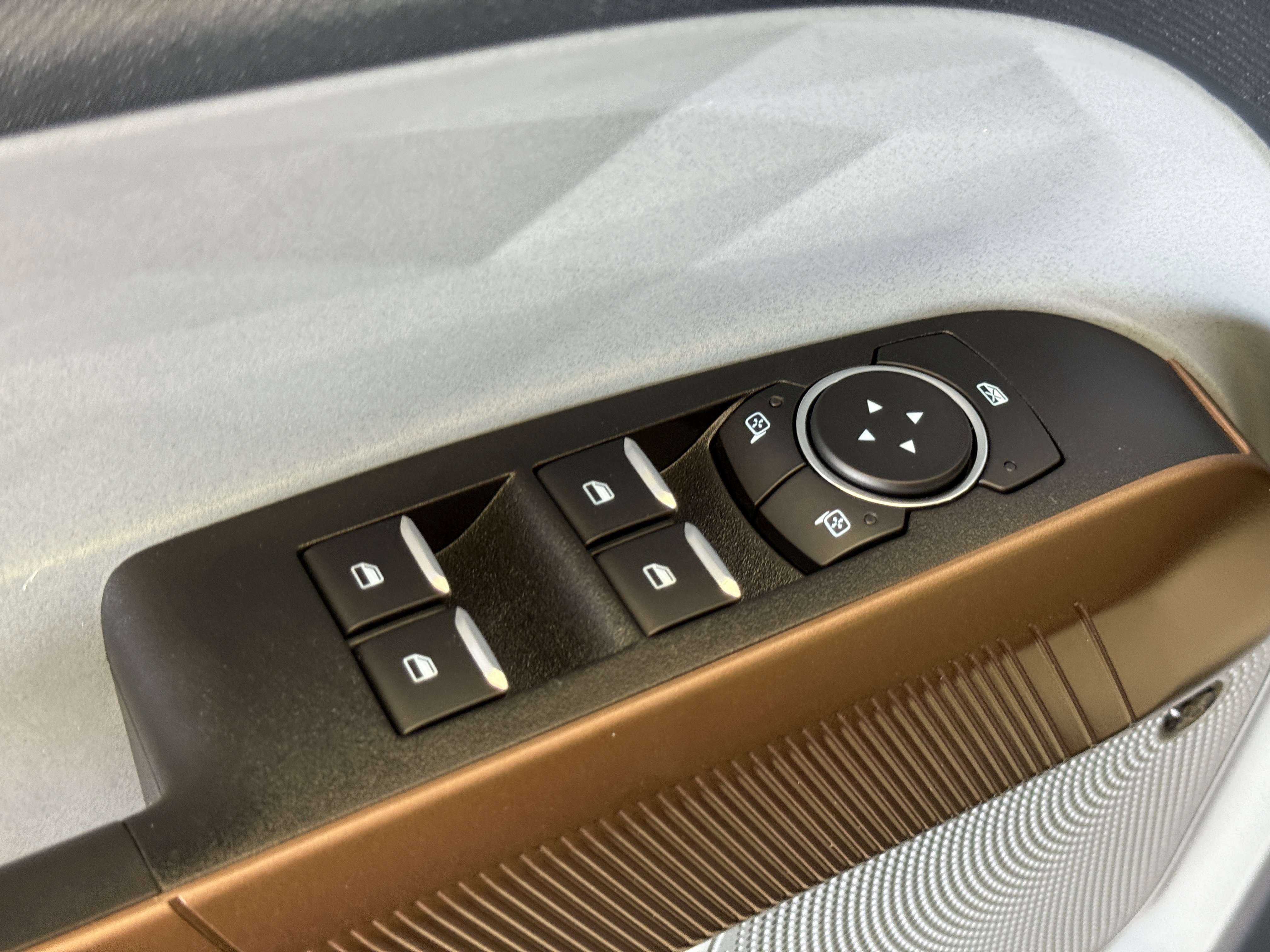 Certified 2024 Ford Maverick Lariat w/ FX4 Off-Road Package image 16