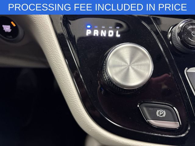 Used 2023 Chrysler Pacifica Touring-L FWD image 11