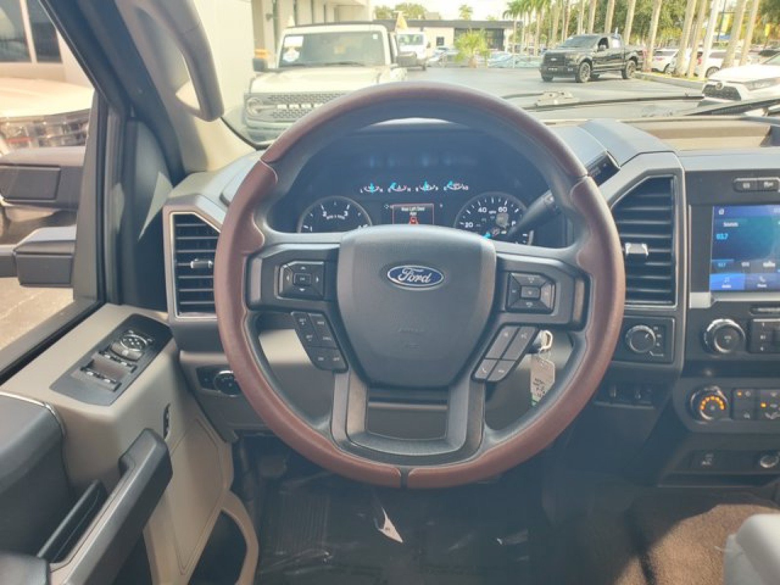 Certified 2022 Ford F250 XLT AWD/4WD image 15