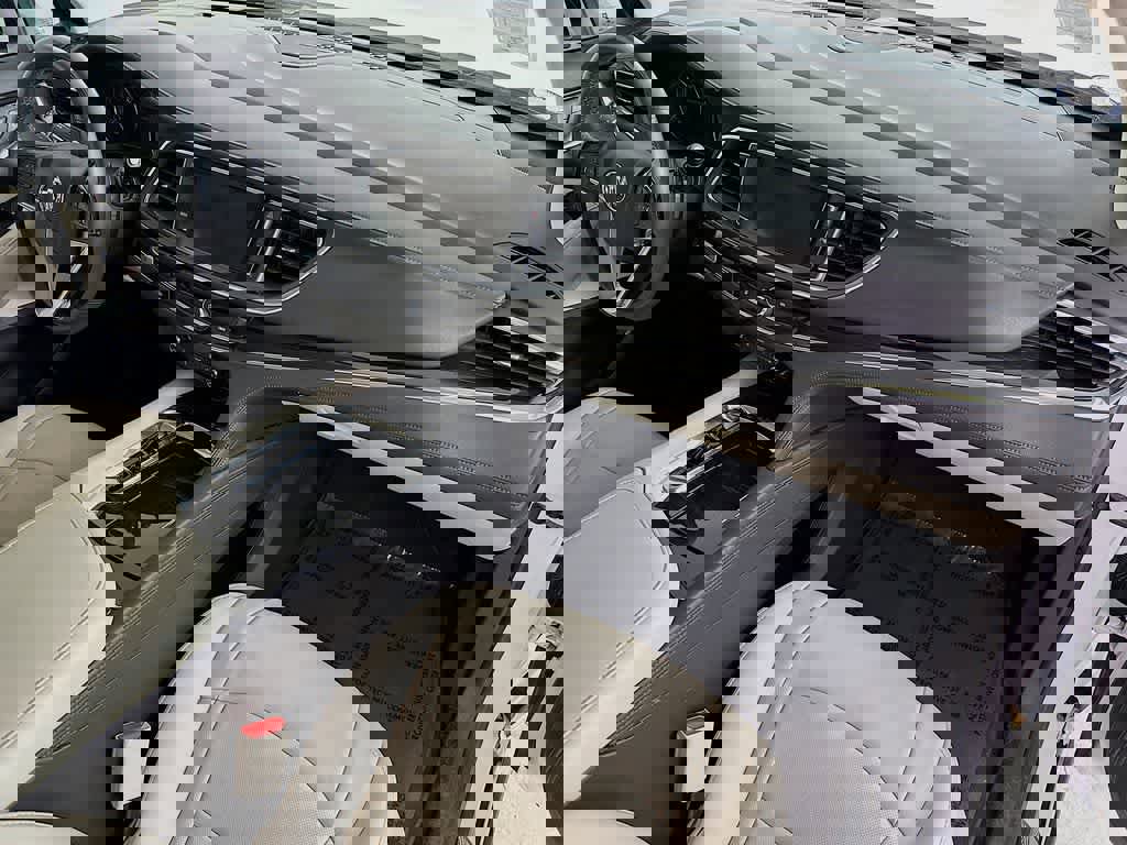 Used 2023 Buick Enclave Essence w/ Sport Touring Edition image 32