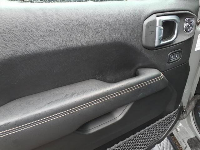 Used 2021 Jeep Gladiator Overland w/ Popular Equipment Package image 9