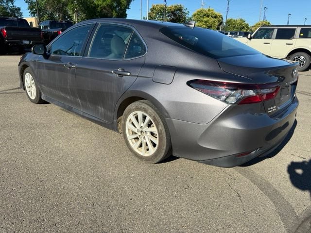 Used 2022 Toyota Camry LE FWD image 8