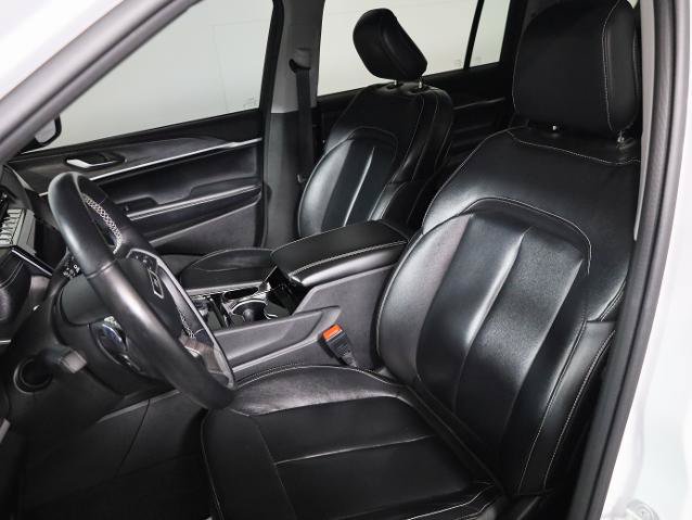 Used 2022 Jeep Grand Cherokee L Limited AWD/4WD image 9