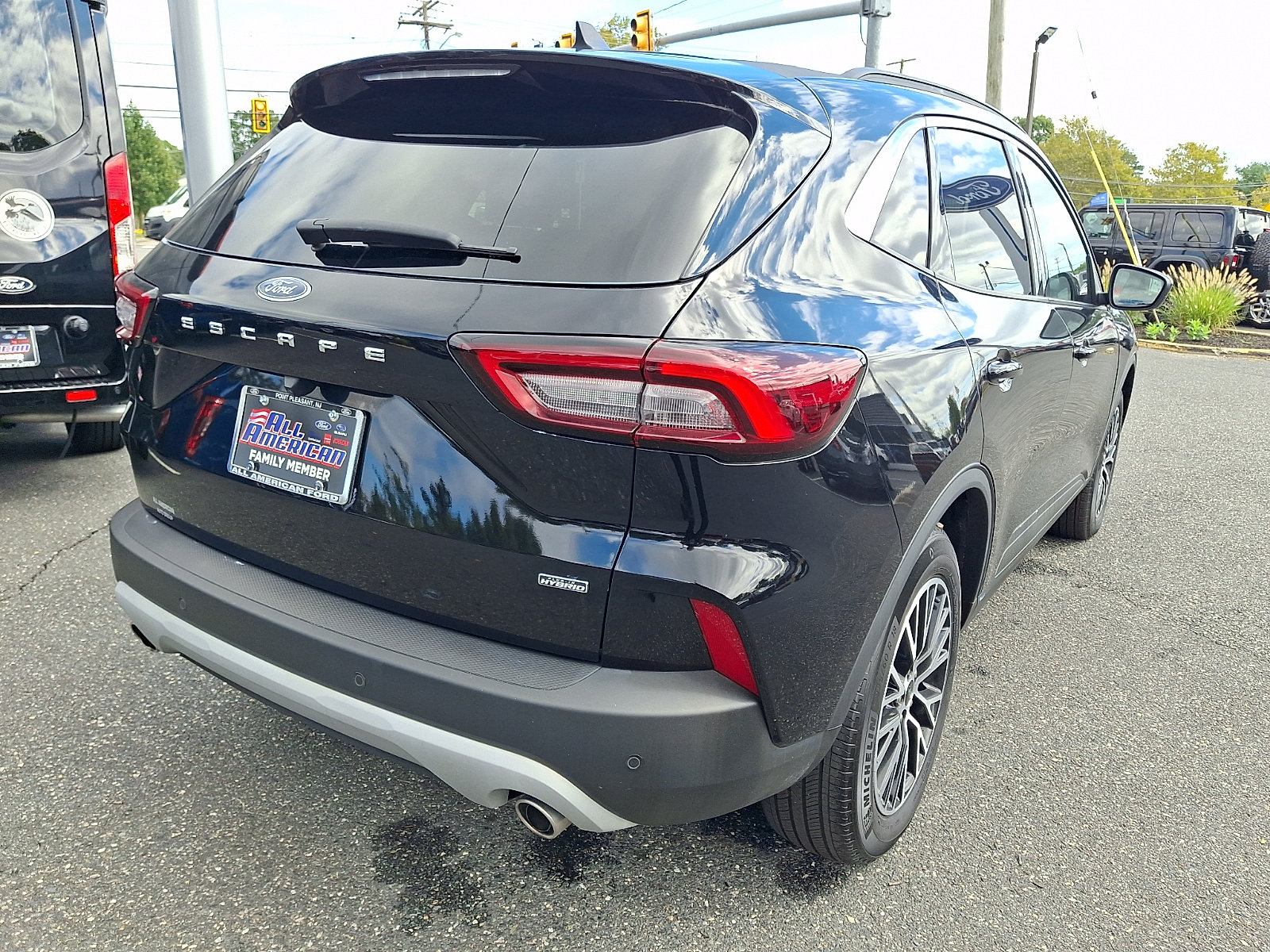 Certified 2023 Ford Escape SE FWD image 10