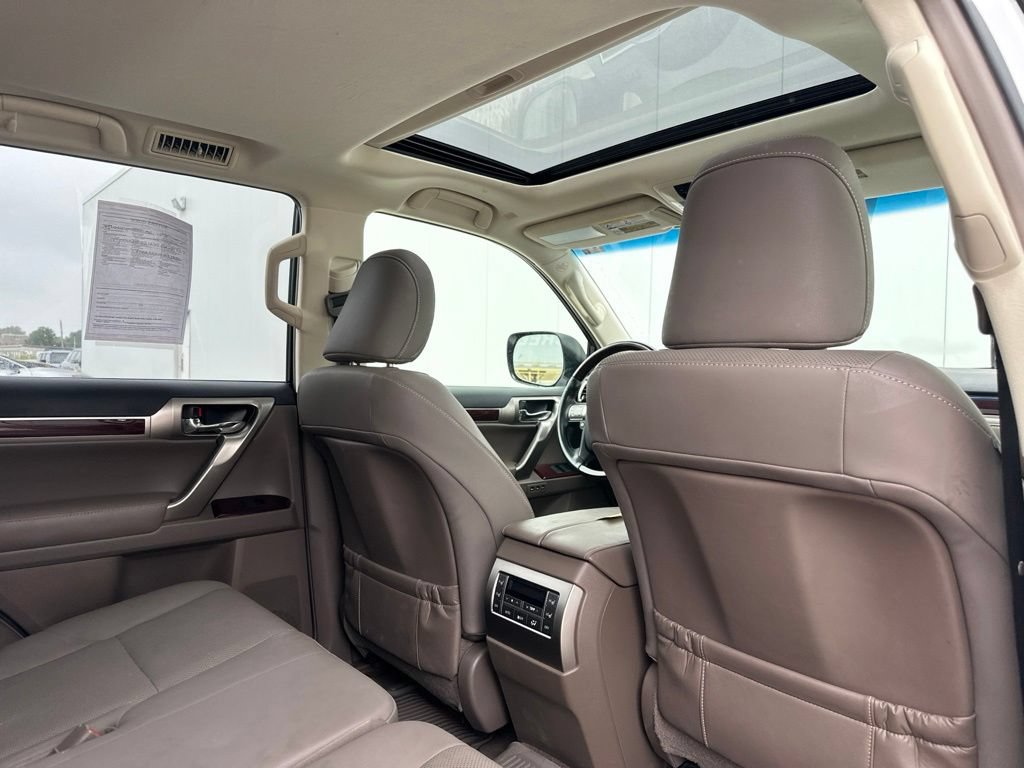Used 2019 Lexus GX 460 Premium AWD/4WD image 31