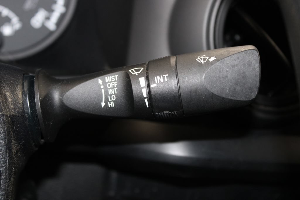 Used 2020 Toyota Tacoma SR w/ SR Convenience Package RWD image 40