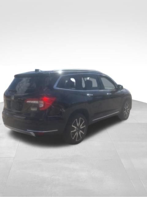 Used 2019 Honda Pilot Touring image 5