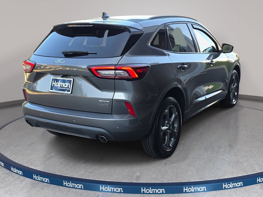Certified 2023 Ford Escape ST-Line Select w/ Tech Pack #1 AWD/4WD image 5