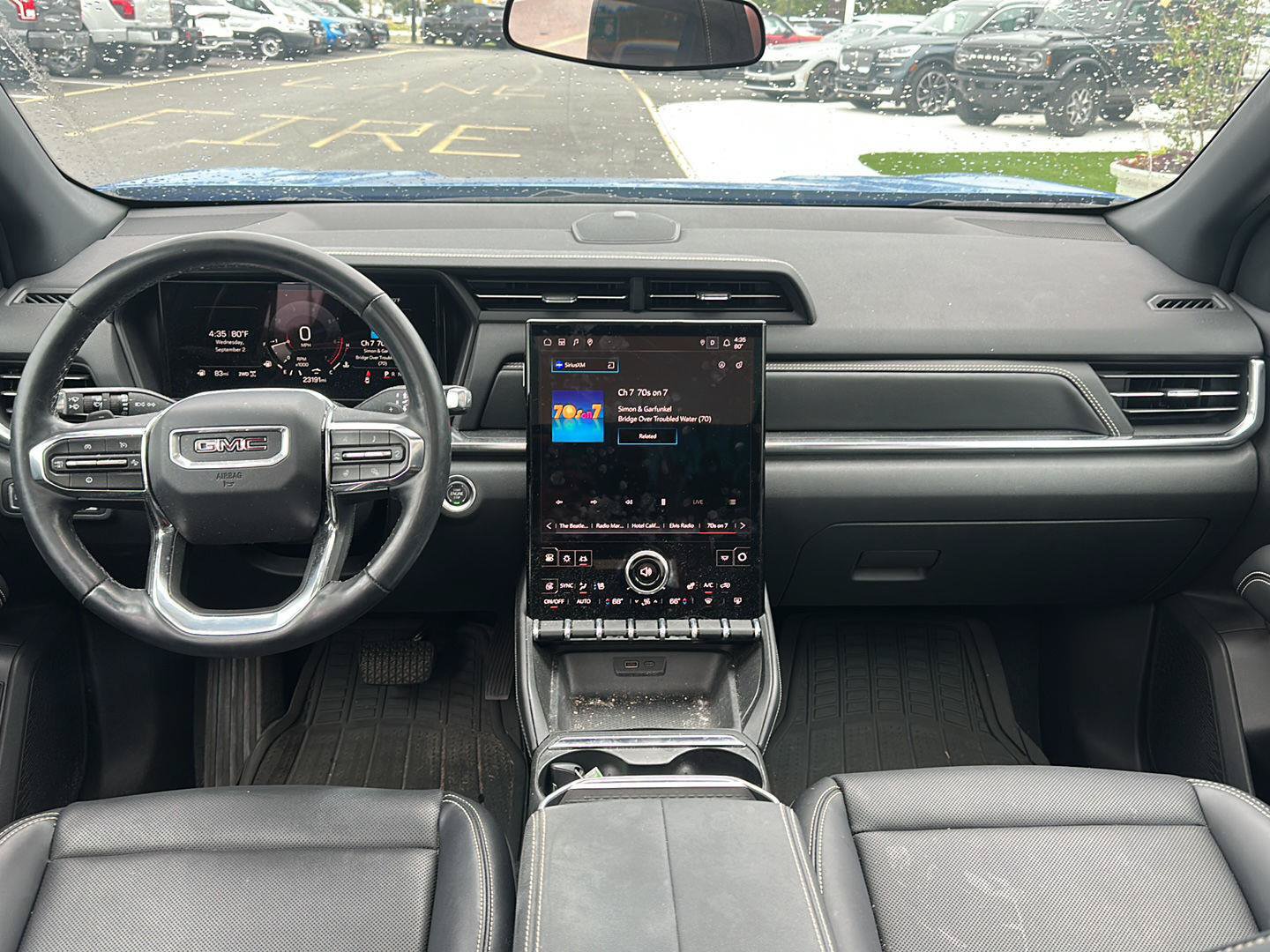 Used 2025 GMC Terrain Elevation w/ Elevation Premium Package AWD/4WD image 15