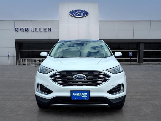 Certified 2022 Ford Edge SEL w/ Convenience Package AWD/4WD image 2