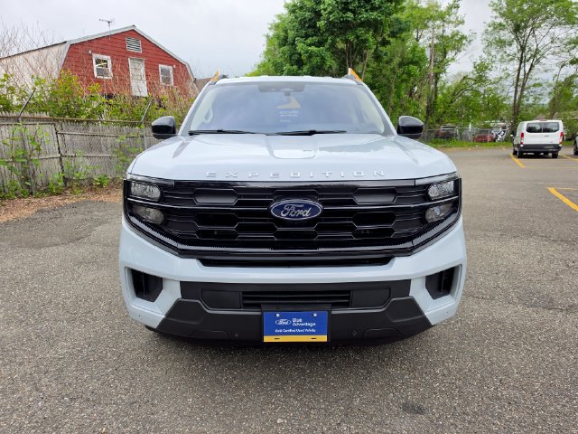 Certified 2025 Ford Expedition Active AWD/4WD image 12