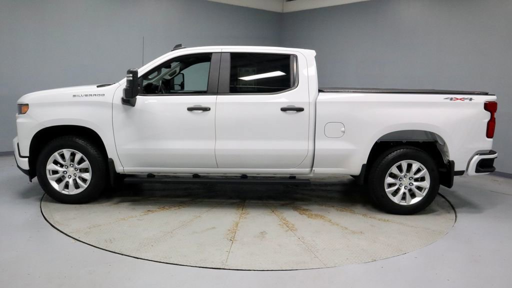Used 2020 Chevrolet Silverado 1500 Custom w/ Custom Value Package image 2