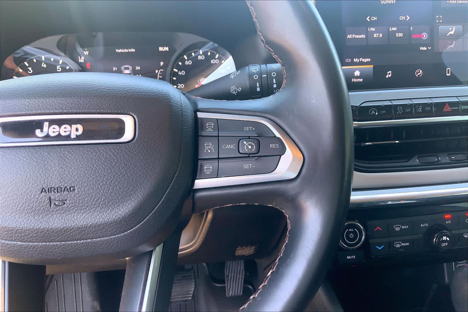 Used 2022 Jeep Compass Limited AWD/4WD image 25